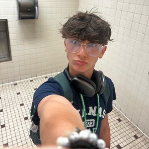 Meet your Posher, Kyle